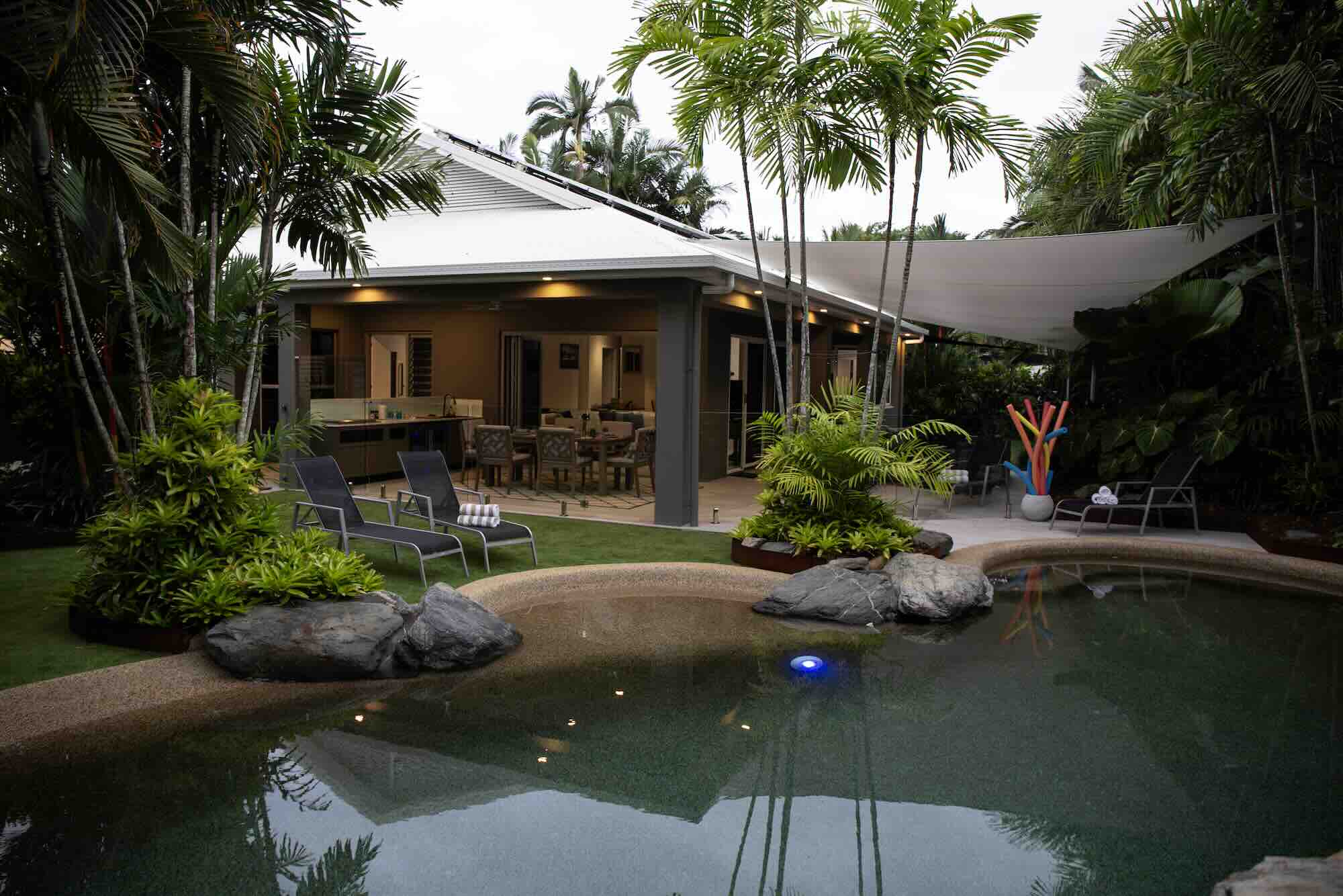 012 Executive Retreats Sandwater Outdoor Pool